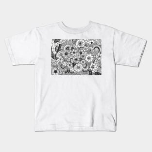 Garden doodle flower black and white Kids T-Shirt